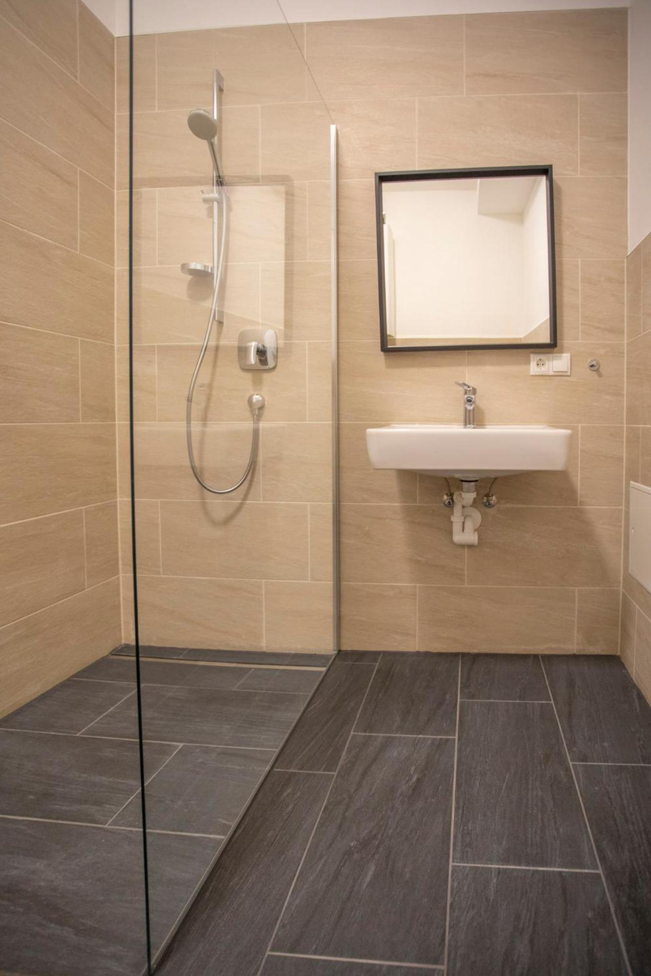 Innsbruck Urban Apartment I No Stairs I 24H Contactless Check-In Екстериор снимка